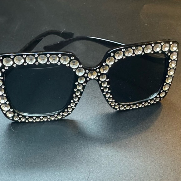 3-Strand Rhinestone Necklace - Picture 6 of 6